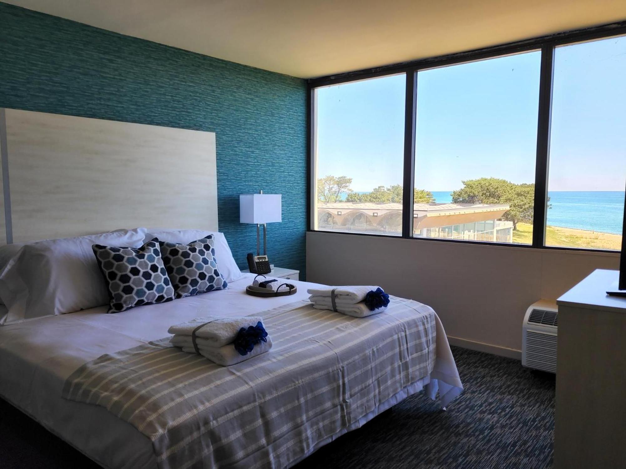 Illinois Beach Hotel Zion Bagian luar foto