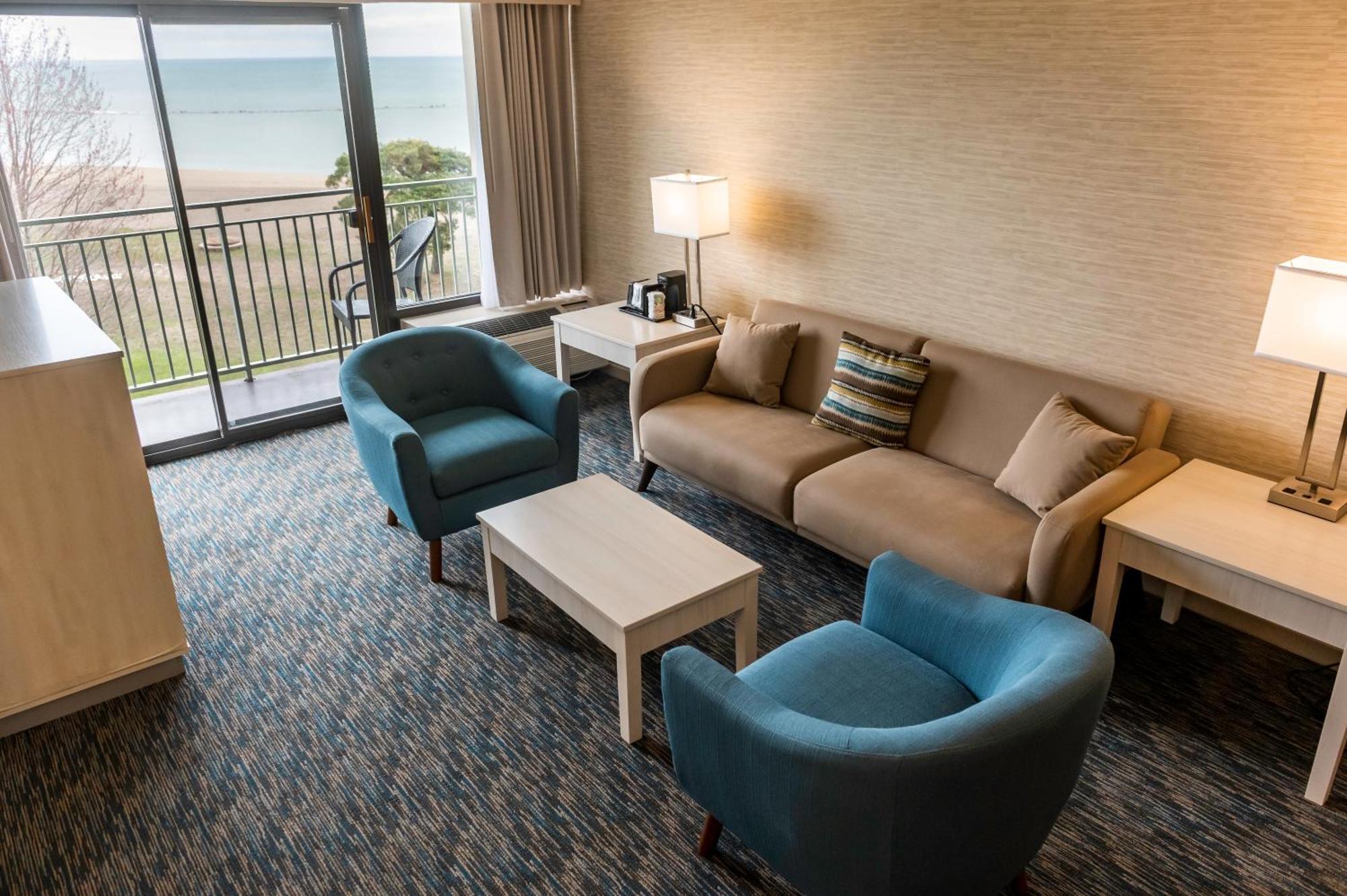 Illinois Beach Hotel Zion Bagian luar foto